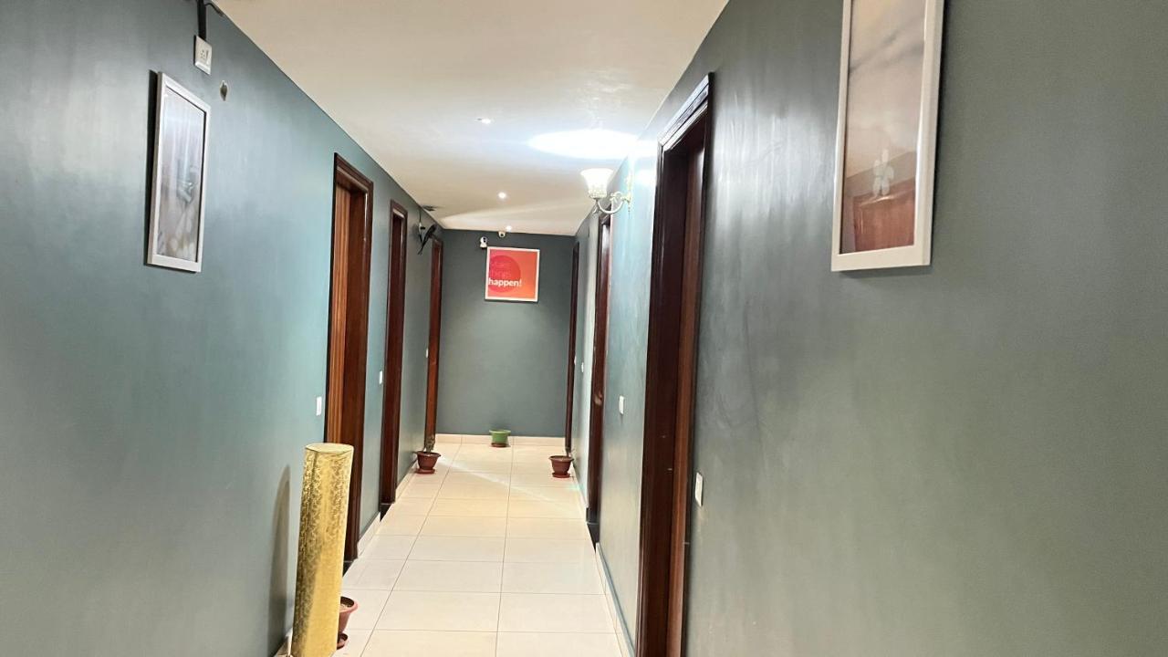 Qotel Hotel Church House Rohini Sector 15 Delhi  Exterior photo